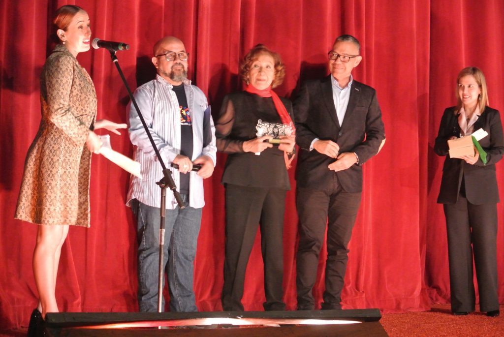 Homenaje a la actriz Aura Rivas por sus 90 años de vida