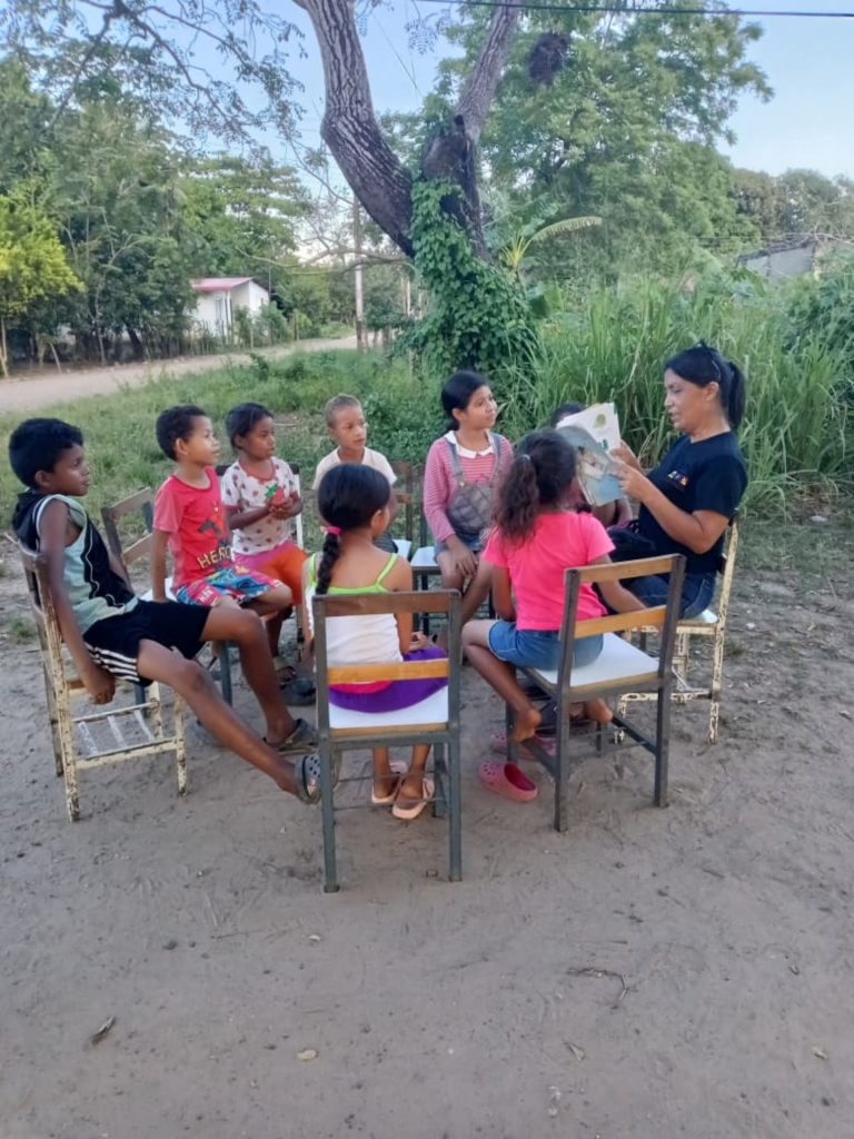Conformacion y ensayo de unidad artística en canto