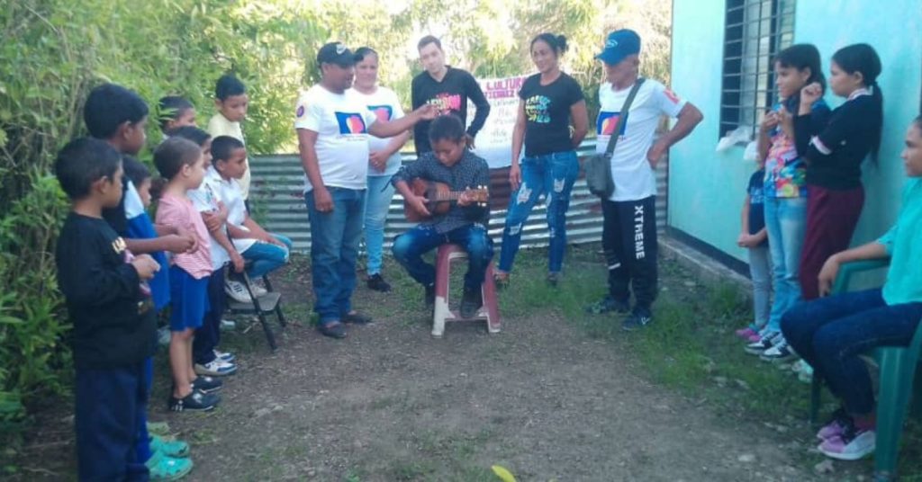 Comuna Renacer Bolivariano celebra Cumpleaños Viva Venezuela