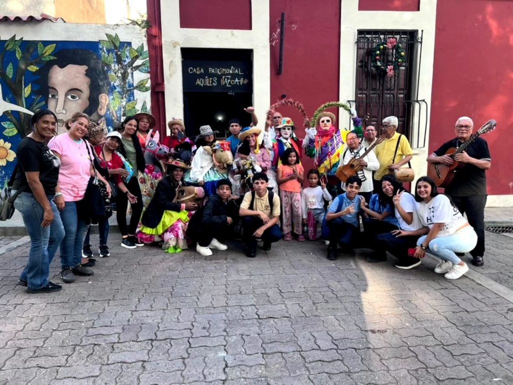 ¡San Juan se vistió de fiesta decembrina con el Parrandón Comunal!