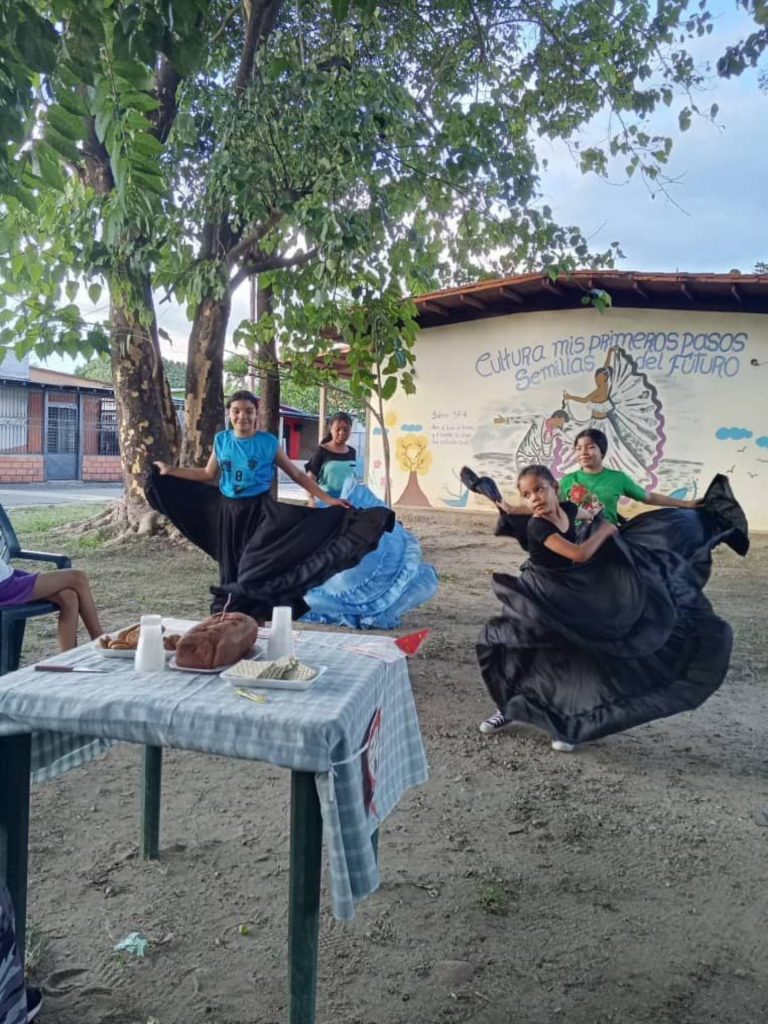 En Barinas realizan cumpleaños Viva Venezuela