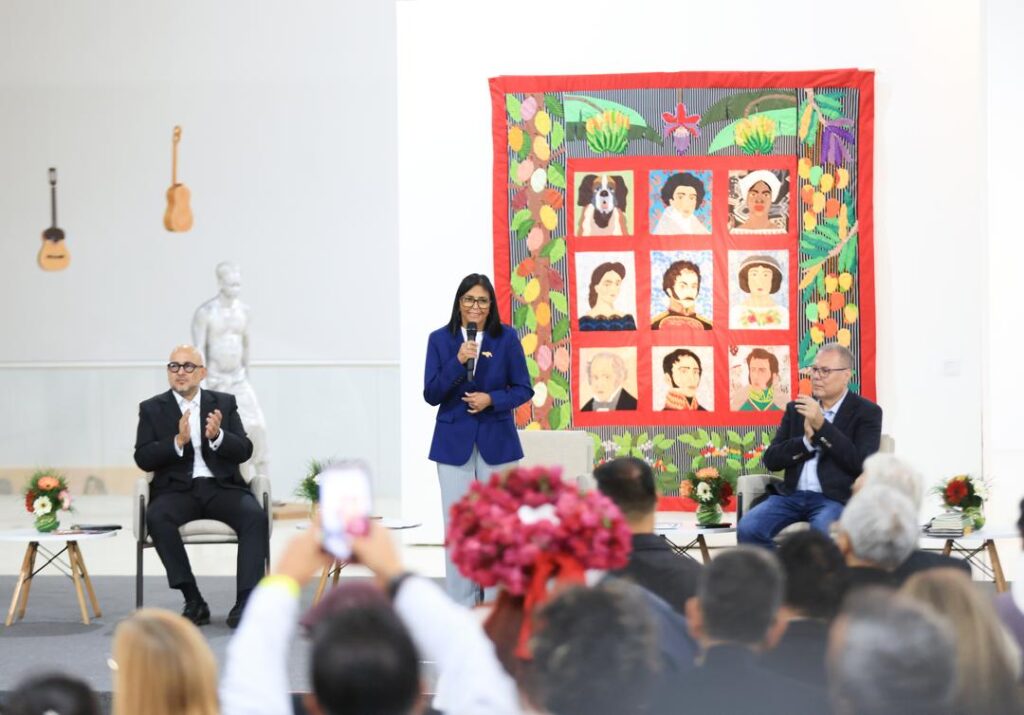 Presidenta (E) Delcy Rodríguez entregó Premio Nacional de Cultura 2025